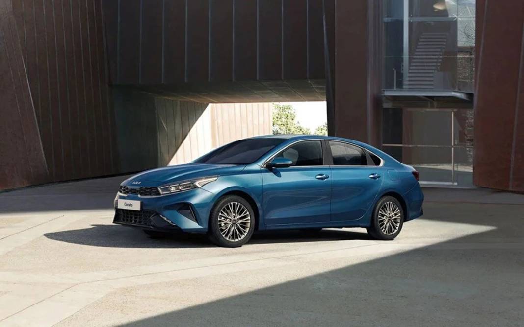 Otomobil satın almak hayal oldu, 450 bin TL'nin altında sıfır araç kalmadı! İşte 2023 en ucuz araba fiyatları 38